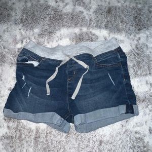 Causal Stretchy Jean Shorts